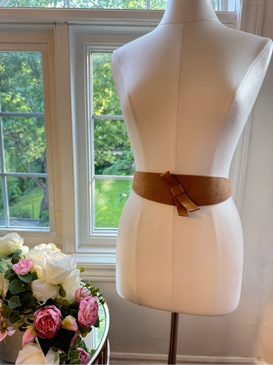 Wolford Accessories - NWT Wolford - Visione Woven-Texture Leather Bow Waist Belt - Size 85 / Medium
